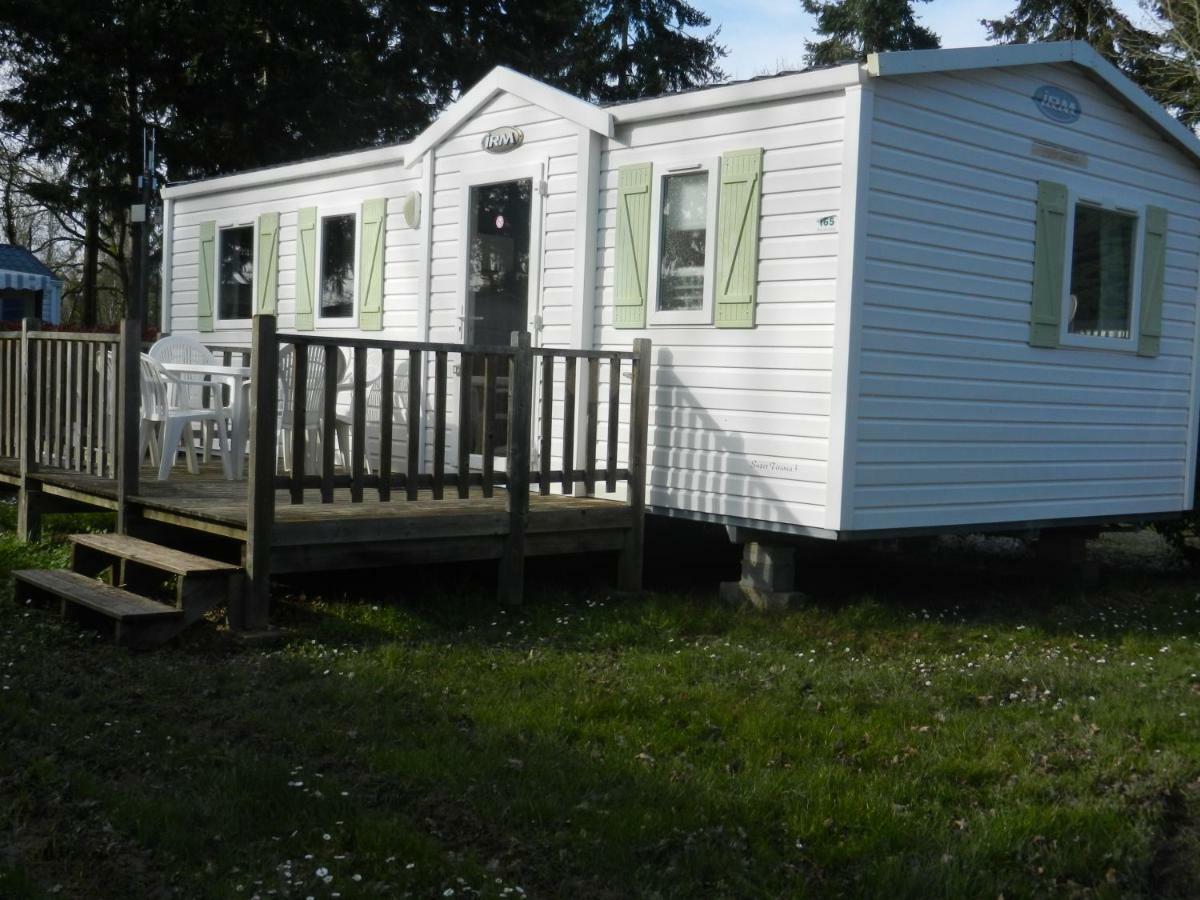 Mareva37 Guest House Trogues Екстериор снимка